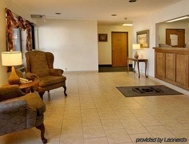 Super 8 By Wyndham West Memphis Hotel Interior photo